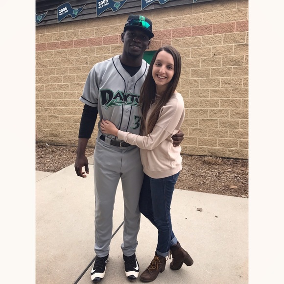 Meet your Posher, Kaitlin - Picture 1 of 1